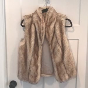 BCBG fur vest. Brown and cream. XS/S